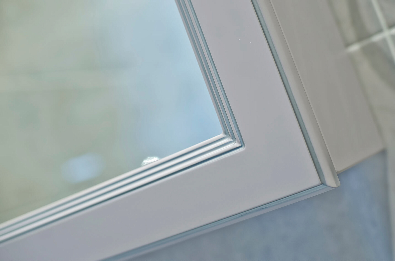 Мебель в ванную комнату Ладос Мебель