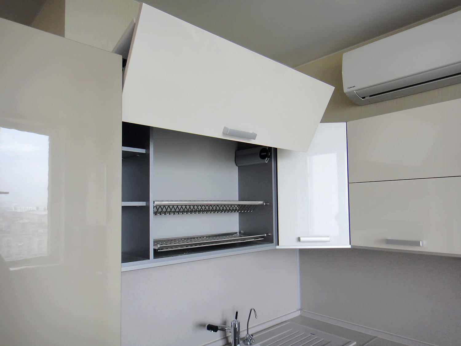 Кухня Мегаполис Модерн Ладос Мебель