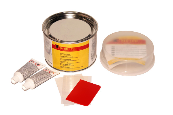 Шпатлёвка ПЭ белая, 1000г