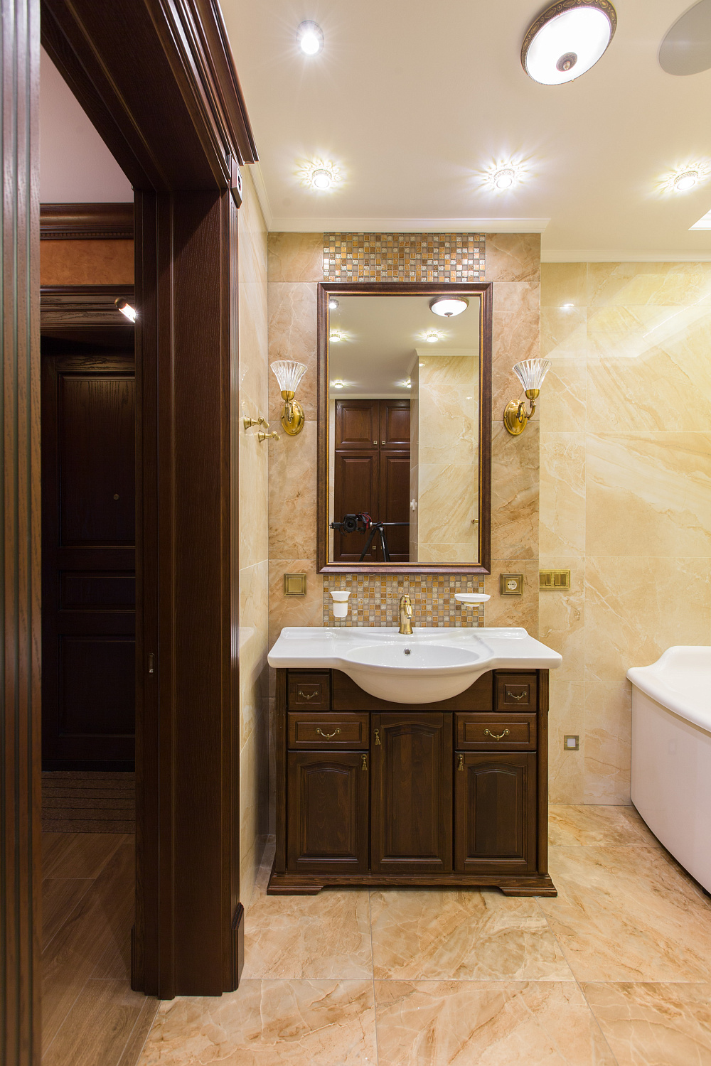 Мебель в ванную комнату Кубань-Массив