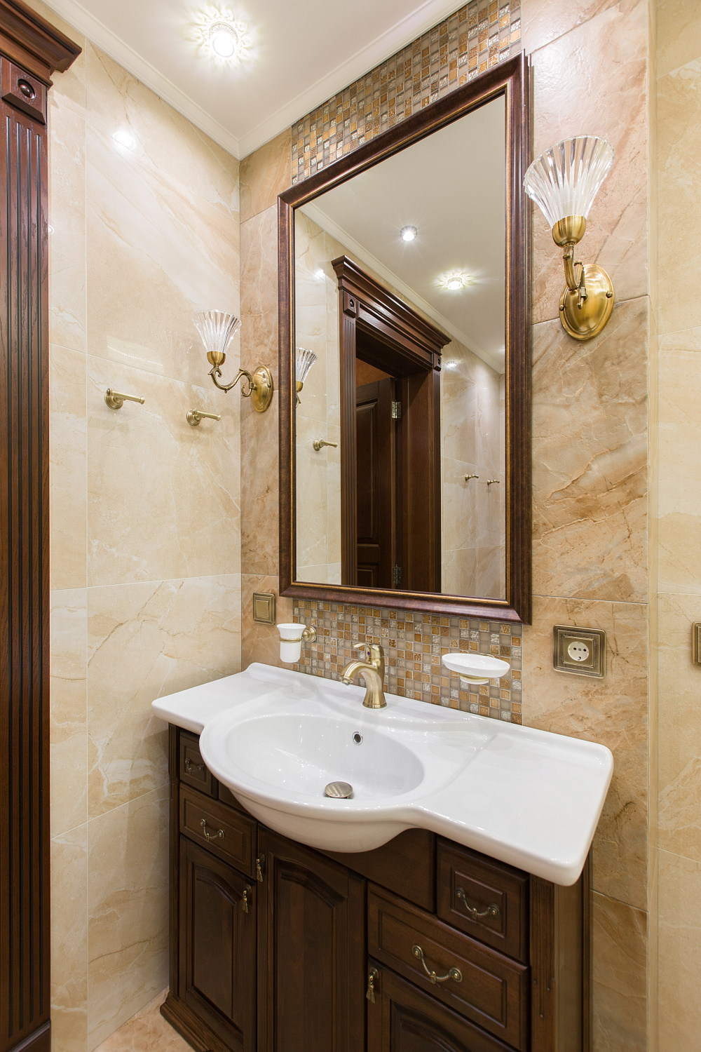 Мебель в ванную комнату Кубань-Массив