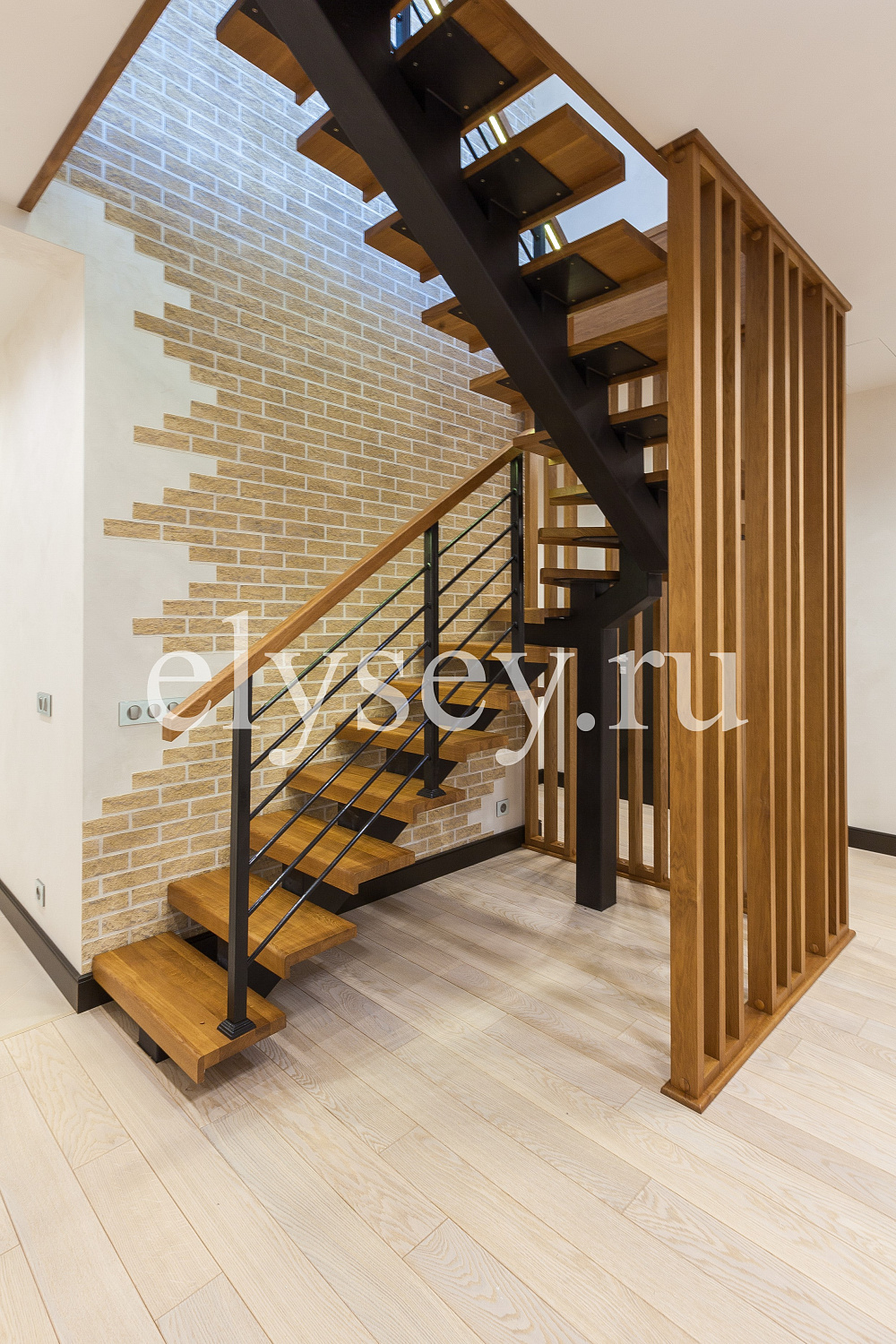Лестницы от компании Елисей