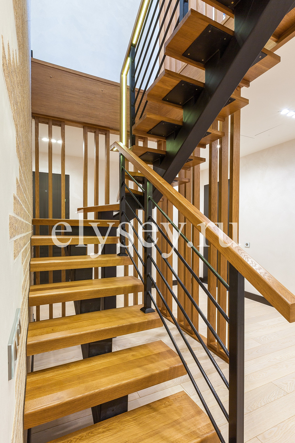 Лестницы от компании Елисей